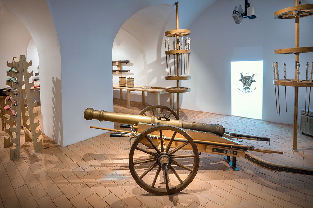 Pernštejnská zbrojnice