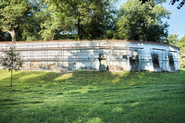 Oprava čtvrtého úseku hradební zdi v září 2019