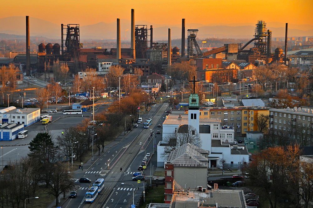 Od demolic po konverze: příběh industriální architektury na příkladu Ostravy, přednáší Martin Strakoš